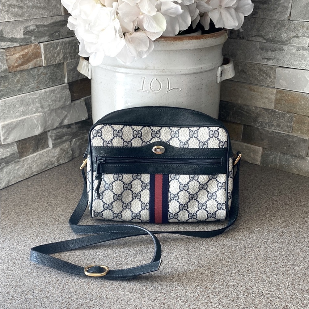Gucci Beige GG Supreme Crossbody with Navy & Red Stripe